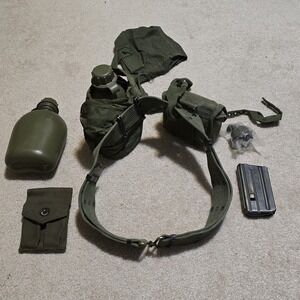 VTG US Military Vietnam Web Belt Set Nylon Belt L w/ 100 RD Pouch Medical Kit +